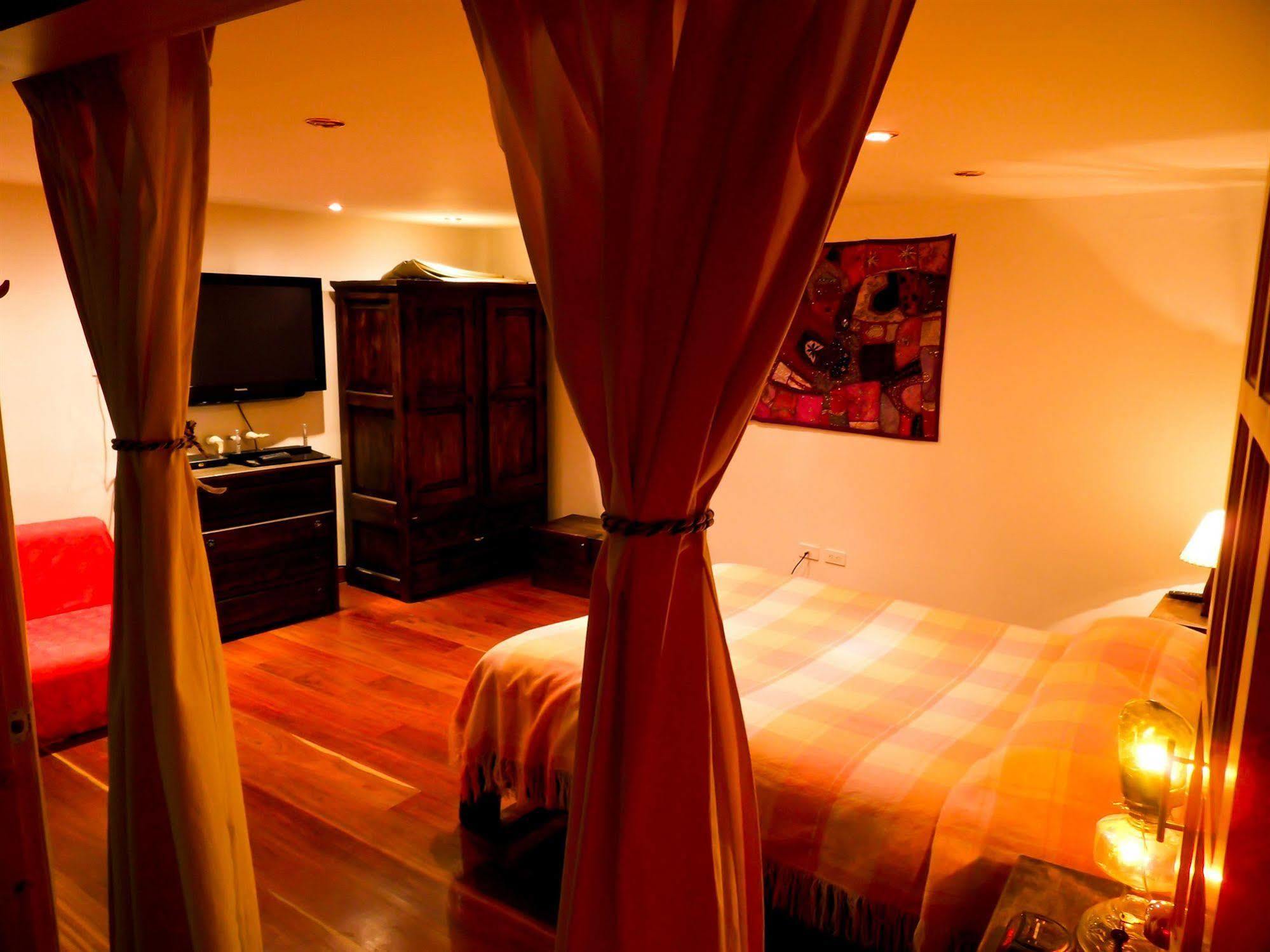 Bed&Breakfast Chorro De Quevedo Bogota Buitenkant foto
