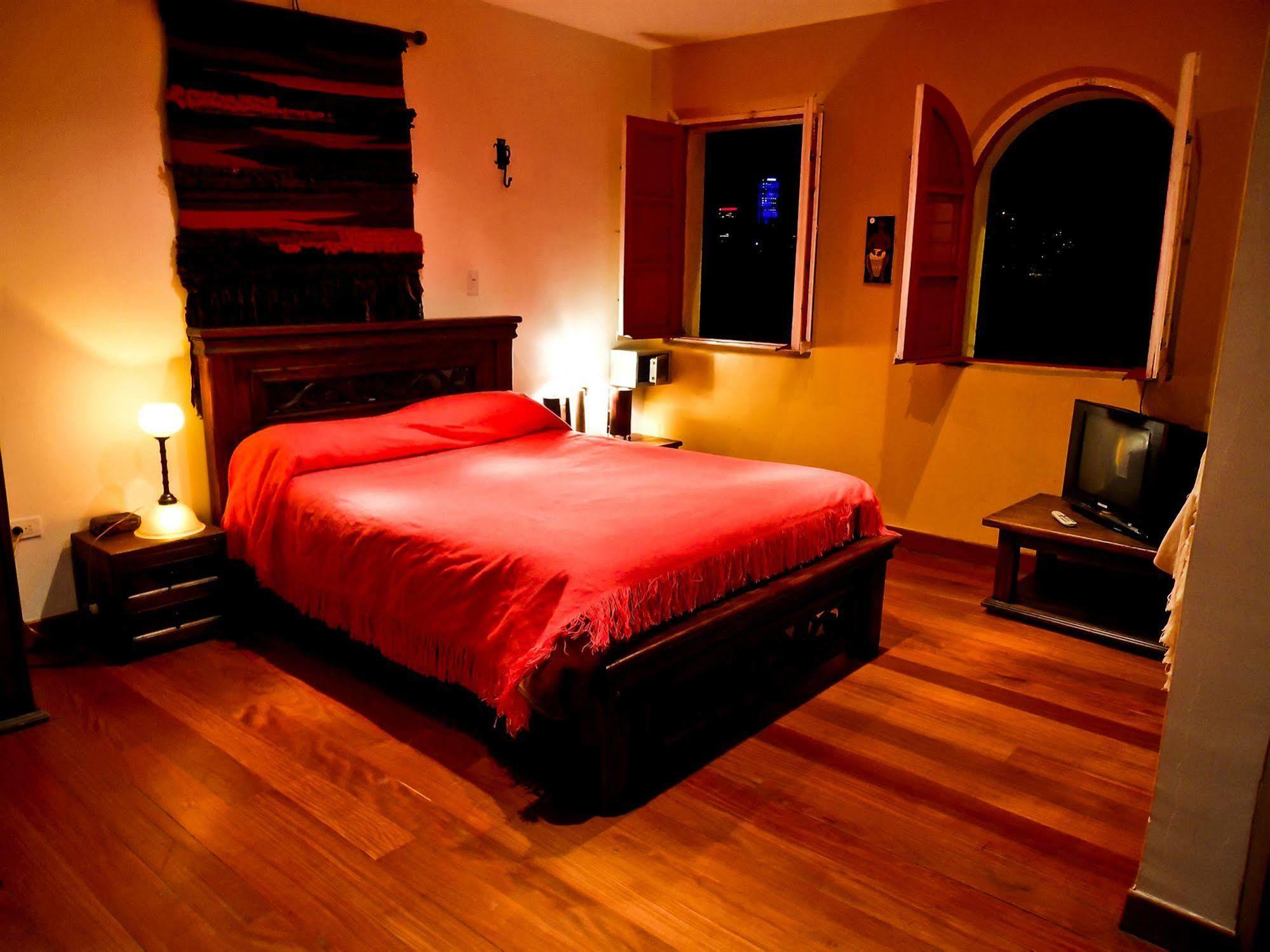 Bed&Breakfast Chorro De Quevedo Bogota Buitenkant foto